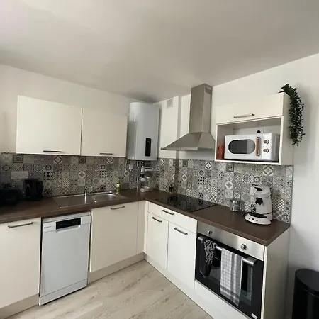T2 Refait A Neuf Sur Le Theme Oriental Apartment Rodez Exterior photo