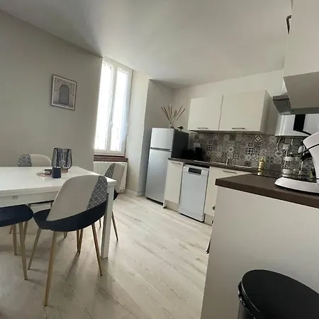 T2 Refait A Neuf Sur Le Theme Oriental Apartment Rodez Exterior photo